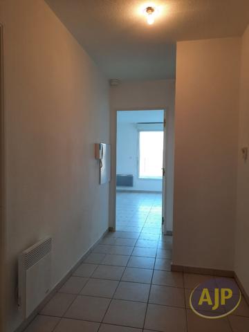 Vente appartement Pons : 58 000 € - AJP Immobilier Pons