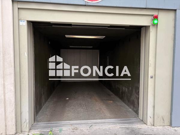 Location Parking - 19 AVENUE JEAN JAURES Lyon 69007