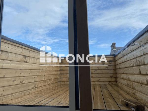 Location Appartement 3 pièces 53.21 m² - 80 RUE HAUTE Honfleur 14600