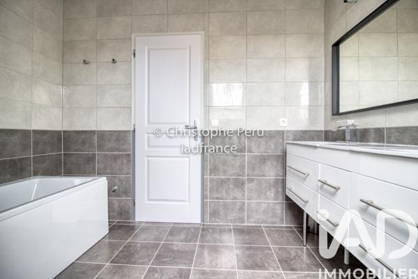 Maison à vendre 7 pièces 148,5 m² Magny-en-Vexin