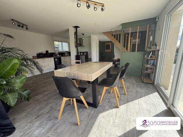 Maison agréable au coeur de Trézilidé