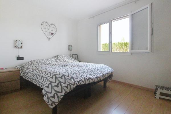 Maison de plain pied avec piscine