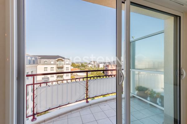 Appartement Les Sables D Olonne centre ville 3 pièces 64.18 m² ascenseur terrasse cave parking