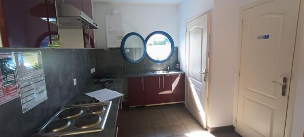 7 KM DE GUERIGNY - MAISON 160 M2 AVEC 3 HA