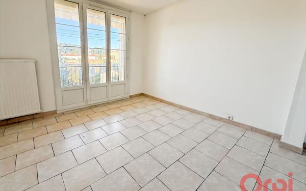 Appartement à vendre    4 pièces • 67,39 m2 La Seyne-sur-Mer