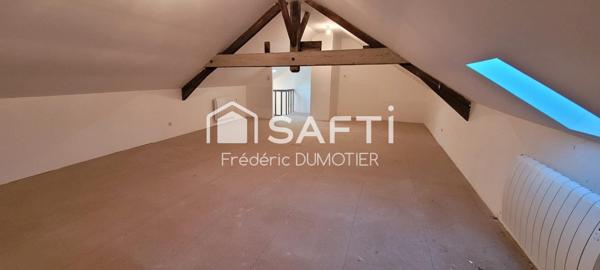 Maison avec de beaux volumes et 4 chambres