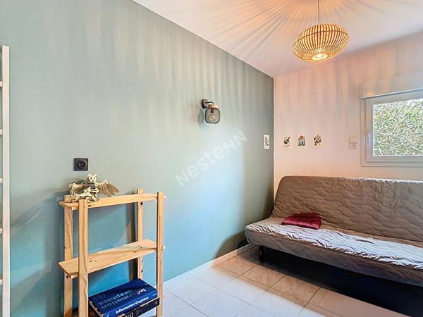 Venez découvrir cette magnifique maison en pierres apparentes, nichée dans un écrin de verdure, à seulement 5 km de l'axe Nantes-Cholet et à 5 minutes des premières commodités.vremoine 6 pièce(s) 228 m2