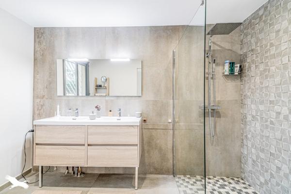 Maison à vendre |  Pessac |  6 pièces | 203 m²