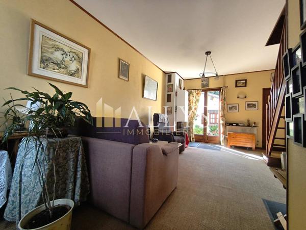 Charmante Maison Ancienne avec dépendances- Gisors