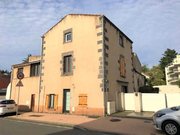 Maison 6 pièce(s) 5 chambre(s) 122.83 m²