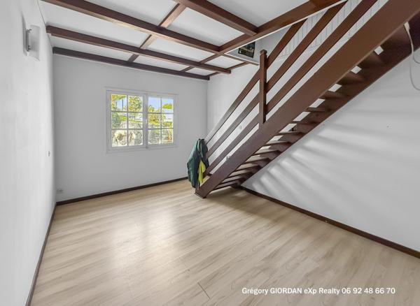 Grande Maison Familiale à rénover avec garage