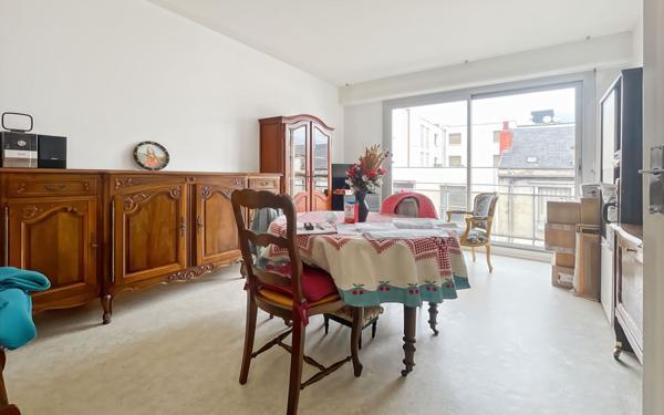 Appartement à vendre    2 pièces • 43,84 m2 Montluçon