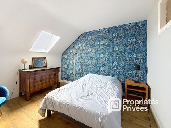 L'Aigle - Grande maison familiale, 7 chambres, plus de 4 000 m² de terrain