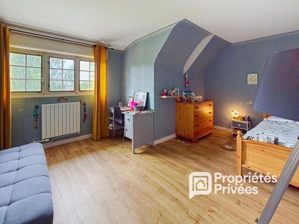 L'Aigle - Grande maison familiale, 7 chambres, plus de 4 000 m² de terrain