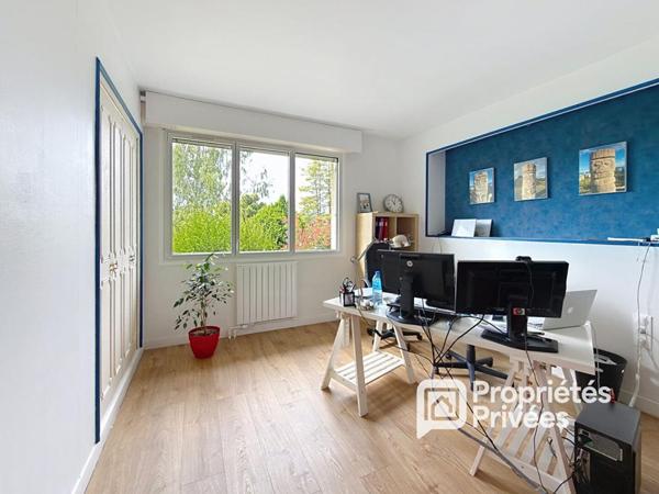 L'Aigle - Grande maison familiale, 7 chambres, plus de 4 000 m² de terrain