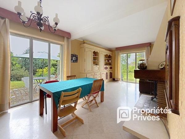 L'Aigle - Grande maison familiale, 7 chambres, plus de 4 000 m² de terrain
