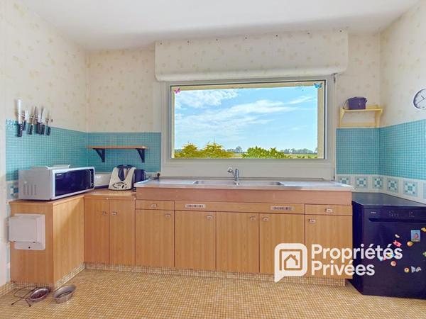 L'Aigle - Grande maison familiale, 7 chambres, plus de 4 000 m² de terrain