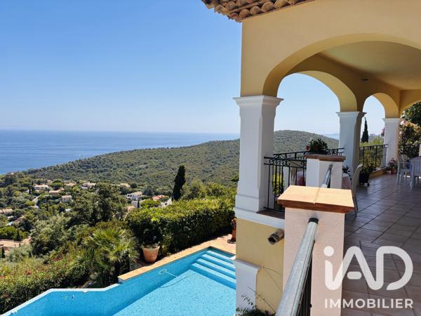 Maison (prestige) à vendre 7 pièces 207 m² Cavalaire-sur-Mer