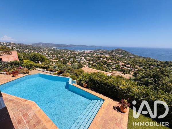Maison (prestige) à vendre 7 pièces 207 m² Cavalaire-sur-Mer