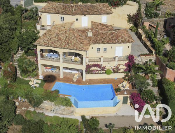Maison (prestige) à vendre 7 pièces 207 m² Cavalaire-sur-Mer