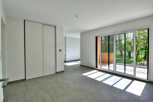 Dpt Rhône (69), à vendre DARDILLY appartement T3 de 64,11 m² avec balcon de 7 m²