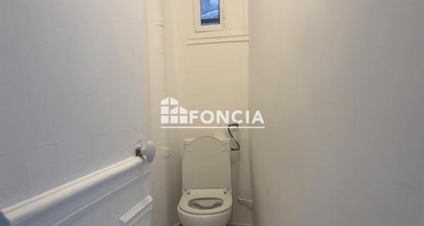 Location Appartement 3 pièces 48.52 m² - Paris 75009