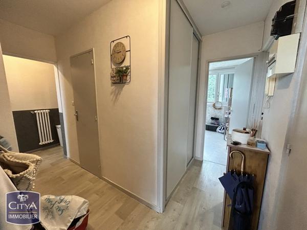 Appartement à vendre 4 pièces 78.85m² Allonnes (72700)