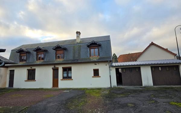 Maison à vendre    6 pièces • 115 m2 Oust-Marest