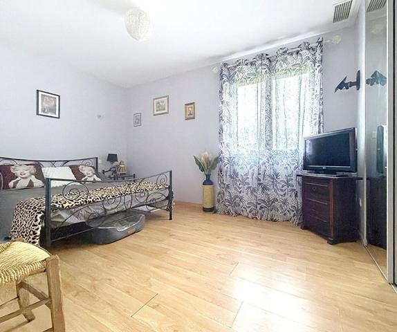 Maison de 133 m² au calme avec piscine sur un terrain de 1000 m² à Villebrumier