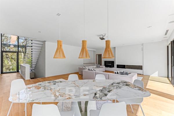 Vieille-Toulouse, villa d'architecte haut de gamme, piscine, parc et foret 5000m2