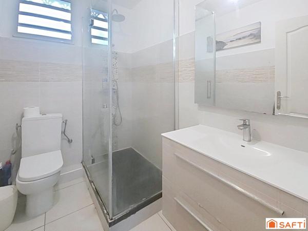 Maison à Trinité : vue mer imprenable et piscine