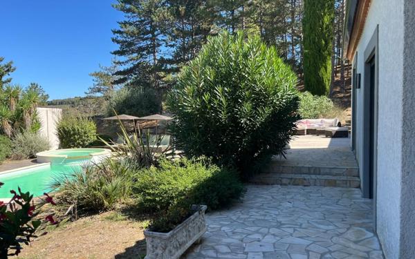 Maison à vendre    5 pièces •  Limoux