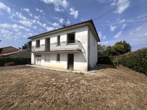 Villeneuve-sur-Lot (47300) Villeneuve sur lot, maison sur 2 niveaux d'environ 107 m², 4 chambres sur 508 m² de jardin