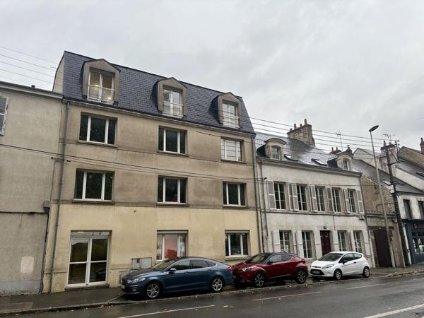 Bureaux à louer bords de Loire 135 m2