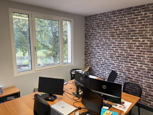 Bureaux à louer bords de Loire 135 m2
