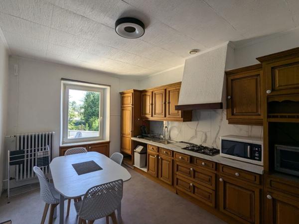Appartement avec entrée indépendante, terrasse, terrain privatif et ga