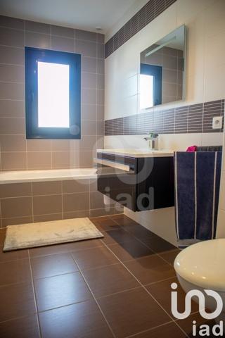 Maison 6 pièces de 130 m² à La Queue-en-Brie (94510)