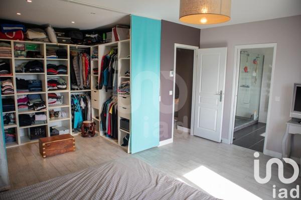 Maison 6 pièces de 130 m² à La Queue-en-Brie (94510)