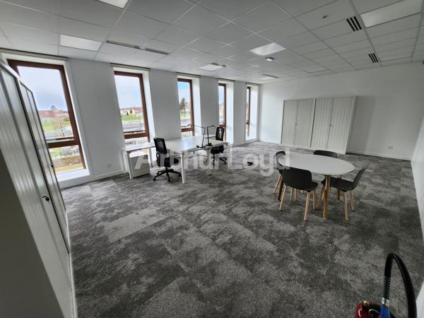 Bureaux neufs en location à Liévin accès BHNS et parking sécurisé