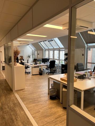 Bureaux à louer à Boulogne-Billancourt avec toit terrasse aménagé