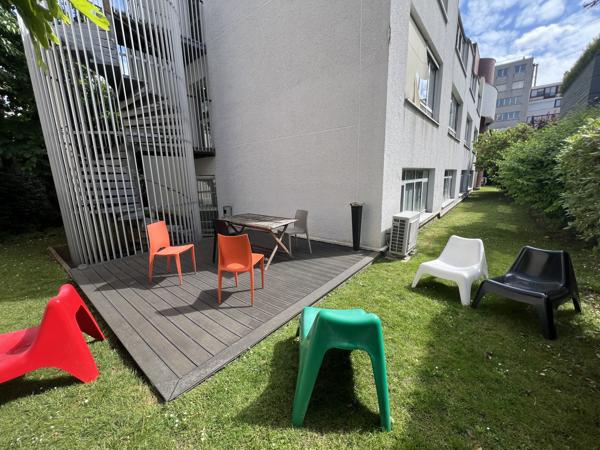 Bureaux à louer à Boulogne-Billancourt avec toit terrasse aménagé