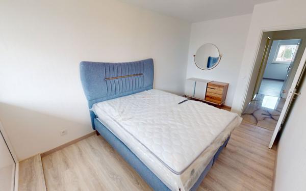 Appartement à vendre    4 pièces •  Uckange