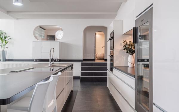 Appartement à vendre    4 pièces • 164 m2 Schiltigheim