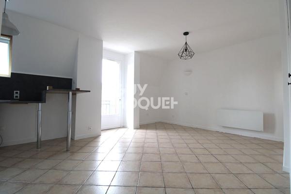 Studio avec balcon Mandres les Roses