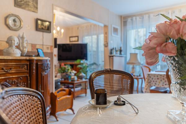 Appartement 5 pièces - 97 m² Exclusivité efficity