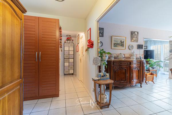 Appartement 5 pièces - 97 m² Exclusivité efficity