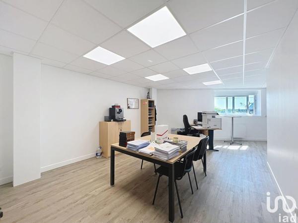 Local d’activité à vendre 208 m² Brie-Comte-Robert