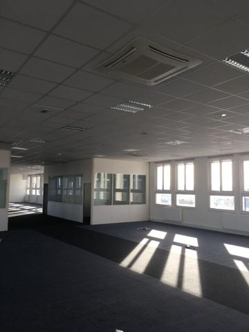 A LOUER - Proche LIMOGES CENTRE - Plateau de Bureaux 500 m²