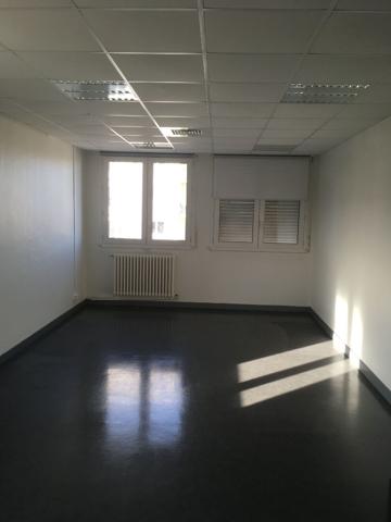 A LOUER - Proche LIMOGES CENTRE - Plateau de Bureaux 500 m²