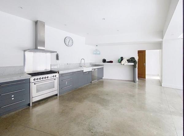 Loft 6p 214m2 avec garage